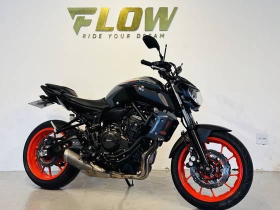 YAMAHA MT-07 ABS YAMAHA MT-07 ABS